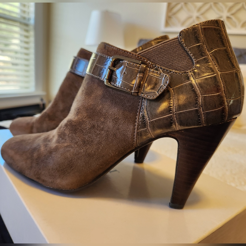 Alfani Booties Size 85